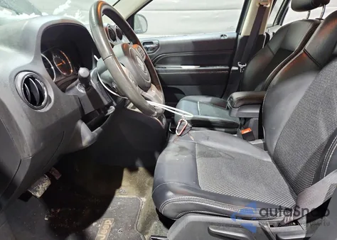 2016 Jeep Compass Latitude из США, поврежденный, VIN 1C4NJDEB9GD662912